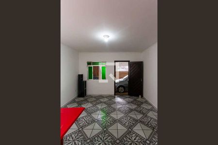 Sala de casa para alugar com 4 quartos, 120m² em Jardim Três Marias, São Paulo