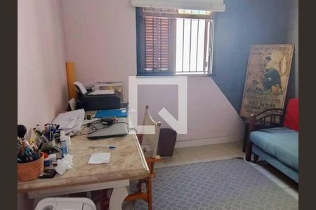 Casa à venda com 3 quartos, 184m² em Tanque, Rio de Janeiro