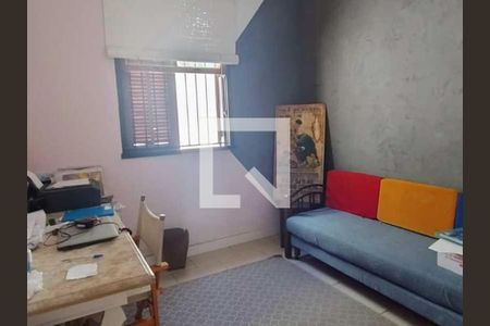 Casa à venda com 3 quartos, 184m² em Tanque, Rio de Janeiro