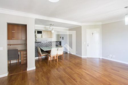 Sala de apartamento para alugar com 3 quartos, 102m² em Vila Isa, São Paulo