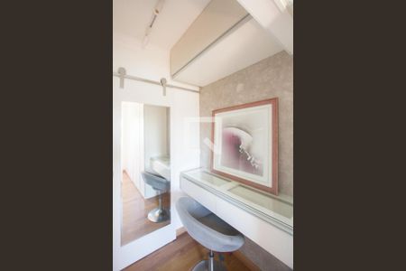 Suíte de apartamento para alugar com 3 quartos, 102m² em Vila Isa, São Paulo