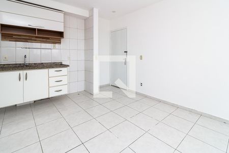Sala de apartamento à venda com 2 quartos, 49m² em Vila Anastácio, São Paulo