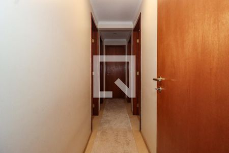 Corredor de apartamento à venda com 4 quartos, 141m² em Vila Andrade, São Paulo