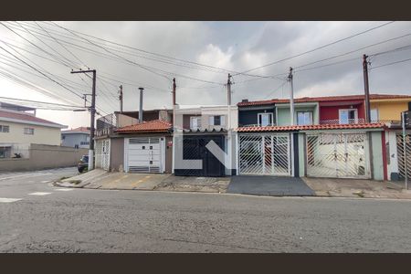 Fachada de casa à venda com 2 quartos, 120m² em Vila Bela Vista (zona Norte), São Paulo