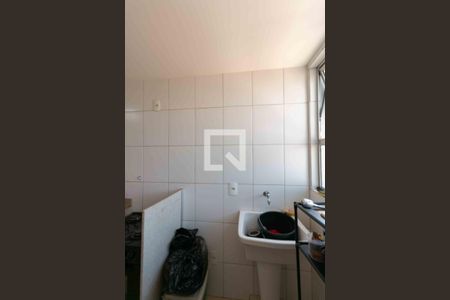 Cozinha e Área de Serviço de apartamento à venda com 2 quartos, 60m² em Santa Monica, Belo Horizonte