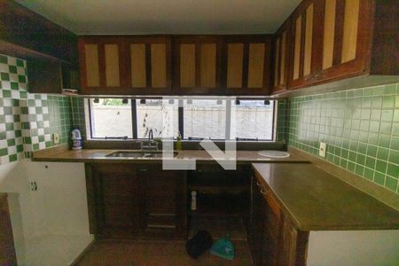 Cozinha de casa à venda com 3 quartos, 363m² em Matapaca, Niterói