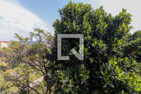 Vista Sala de apartamento à venda com 2 quartos, 57m² em Conjunto Residencial José Bonifácio, São Paulo