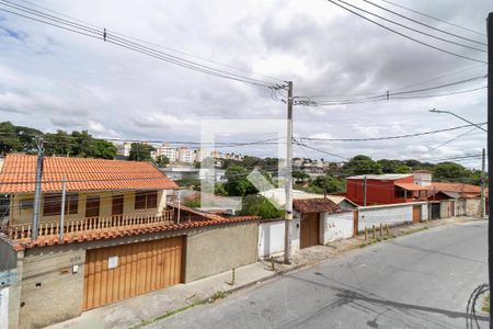 Varanda - Vista de casa à venda com 4 quartos, 360m² em Venda Nova, Belo Horizonte
