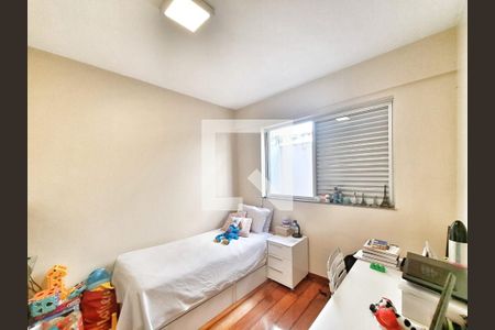 Quarto de apartamento à venda com 3 quartos, 134m² em Buritis, Belo Horizonte