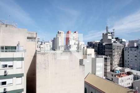 Sala Vista de apartamento para alugar com 1 quarto, 30m² em Centro Histórico, Porto Alegre