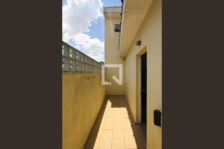 Varanda da sala de tv de casa à venda com 8 quartos, 400m² em Parque Tomas Saraiva, São Paulo