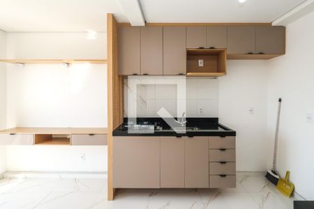 Sala e Cozinha de kitnet/studio para alugar com 1 quarto, 29m² em Sacoma, São Paulo