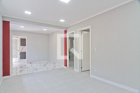 Sala de casa para alugar com 2 quartos, 130m² em Parque Peruche, São Paulo