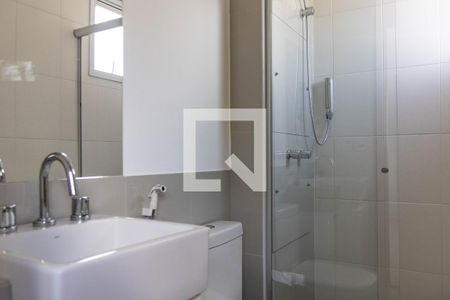 Banheiro da Suíte 1 de apartamento para alugar com 3 quartos, 75m² em Prado, Belo Horizonte