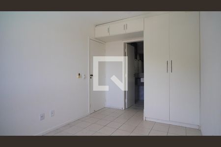 Quarto  suíte  de apartamento para alugar com 2 quartos, 79m² em João Paulo, Florianópolis