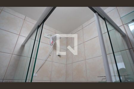 Banheiro corredor  de apartamento para alugar com 2 quartos, 79m² em João Paulo, Florianópolis