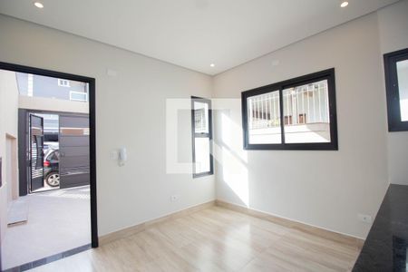 Sala de casa de condomínio para alugar com 1 quarto, 30m² em Jardim Monjolo, São Paulo