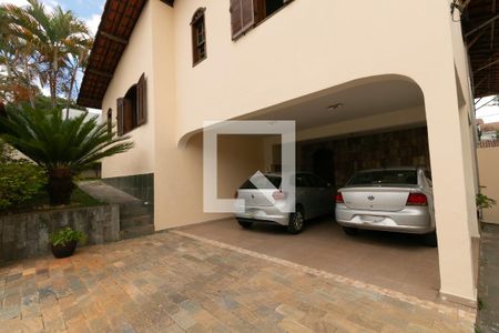Garagem de casa de condomínio à venda com 5 quartos, 625m² em Planalto, Belo Horizonte