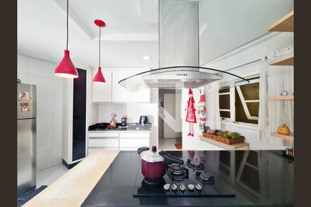 Cozinha de casa à venda com 4 quartos, 585m² em Vila Rosalia, Guarulhos
