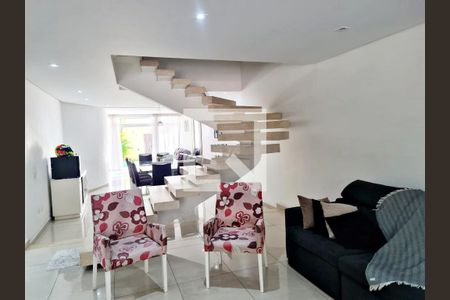 Sala de casa à venda com 4 quartos, 585m² em Vila Rosalia, Guarulhos