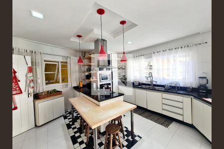 Cozinha de casa à venda com 4 quartos, 585m² em Vila Rosalia, Guarulhos