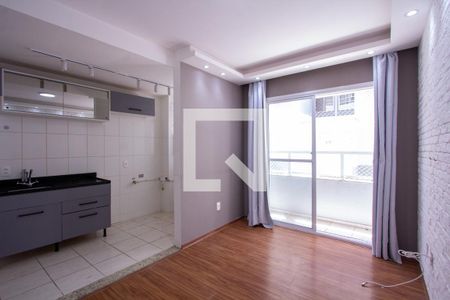Sala de apartamento para alugar com 1 quarto, 35m² em Maria Paula, São Gonçalo