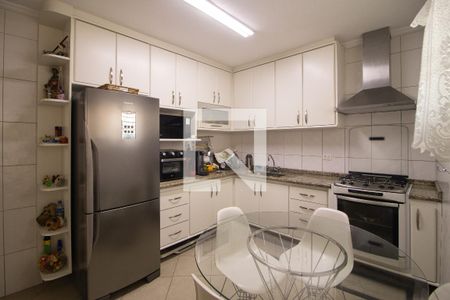 Cozinha de casa à venda com 3 quartos, 120m² em Vila Mazzei, São Paulo