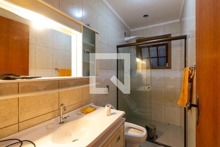 Banheiro Social de casa à venda com 3 quartos, 300m² em Partenon, Porto Alegre