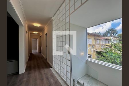 Corredor Suítes de casa à venda com 4 quartos, 430m² em Brooklin, São Paulo