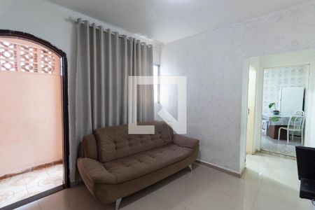 Sala de casa para alugar com 2 quartos, 54m² em Vila Ré, São Paulo