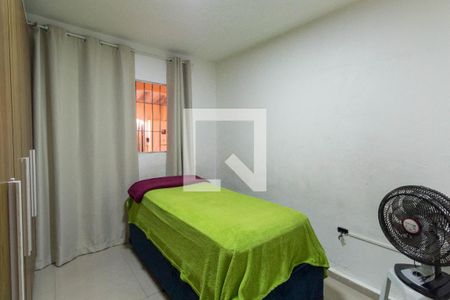 Quarto 1 de casa para alugar com 2 quartos, 54m² em Vila Ré, São Paulo
