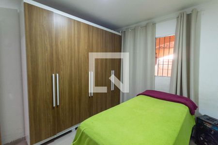 Quarto 1 de casa para alugar com 2 quartos, 54m² em Vila Ré, São Paulo