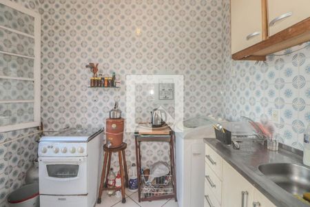 Cozinha e Área de Serviço de apartamento à venda com 3 quartos, 77m² em São João, Porto Alegre