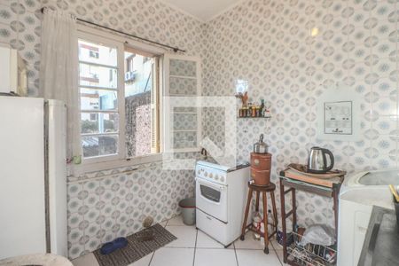 Cozinha e Área de Serviço de apartamento à venda com 3 quartos, 77m² em São João, Porto Alegre