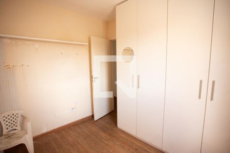 QuartoQuarto de casa de condomínio à venda com 3 quartos, 100m² em Vila Romero, São Paulo