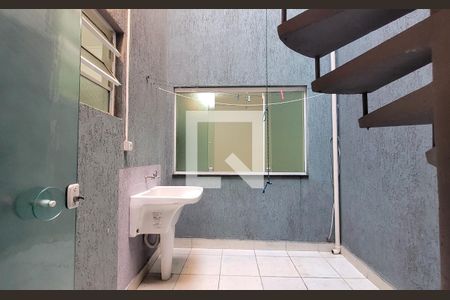 Lavanderia de casa para alugar com 2 quartos, 220m² em Vila Camilópolis, Santo André
