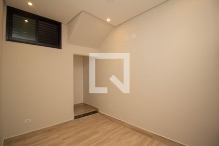 Quarto de casa de condomínio para alugar com 1 quarto, 25m² em Jardim Monjolo, São Paulo