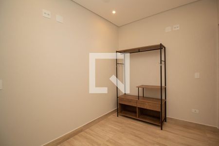 Quarto de casa de condomínio para alugar com 1 quarto, 25m² em Jardim Monjolo, São Paulo