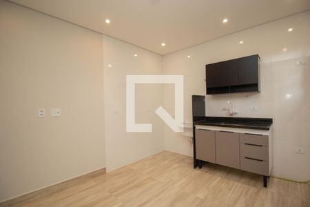 Sala/Cozinha de casa de condomínio para alugar com 1 quarto, 25m² em Jardim Monjolo, São Paulo