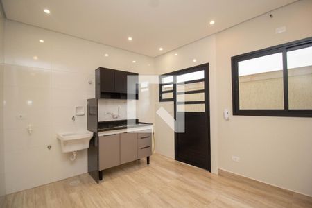 Sala/Cozinha de casa de condomínio para alugar com 1 quarto, 25m² em Jardim Monjolo, São Paulo