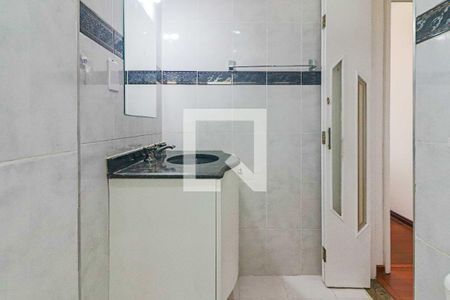 Banheiro de apartamento à venda com 2 quartos, 50m² em Vila Lageado, São Paulo