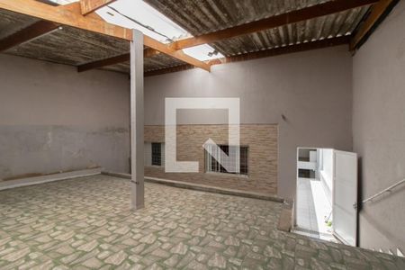 Garagem de casa à venda com 3 quartos, 149m² em Vila Rosalia, Guarulhos