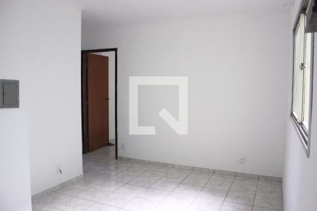 Sala de apartamento para alugar com 2 quartos, 75m² em Caiçara, Guarulhos
