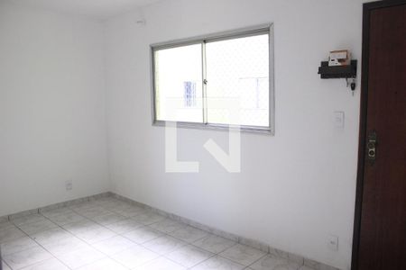 Sala de apartamento para alugar com 2 quartos, 75m² em Caiçara, Guarulhos