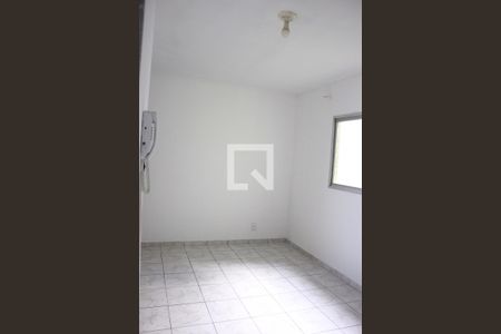 Sala de apartamento para alugar com 2 quartos, 75m² em Caiçara, Guarulhos