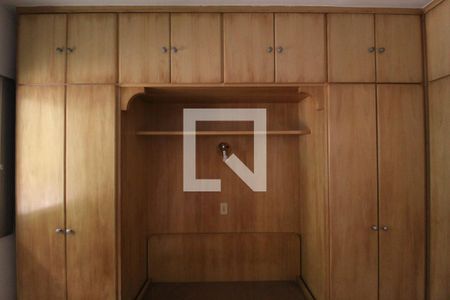 Quarto de apartamento à venda com 1 quarto, 34m² em Indianópolis, São Paulo