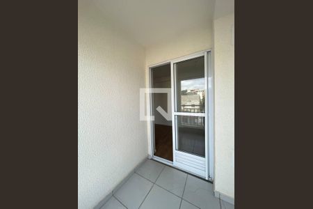 Varanda Sala e Cozinha  de apartamento à venda com 2 quartos, 31m² em Cidade Antônio Estêvão de Carvalho, São Paulo