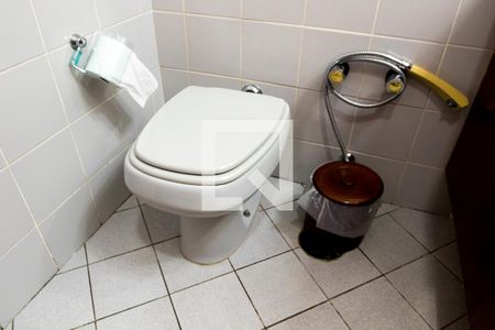 Banheiro do Quarto 2 de apartamento à venda com 4 quartos, 207m² em Perdizes, São Paulo