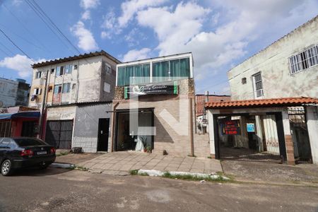 Fachada de apartamento à venda com 2 quartos, 45m² em Guajuviras, Canoas