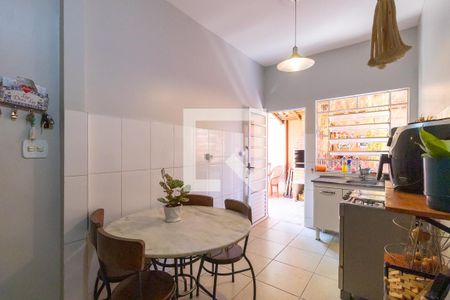 Cozinha de casa à venda com 2 quartos, 172m² em Vila Iza, Campinas